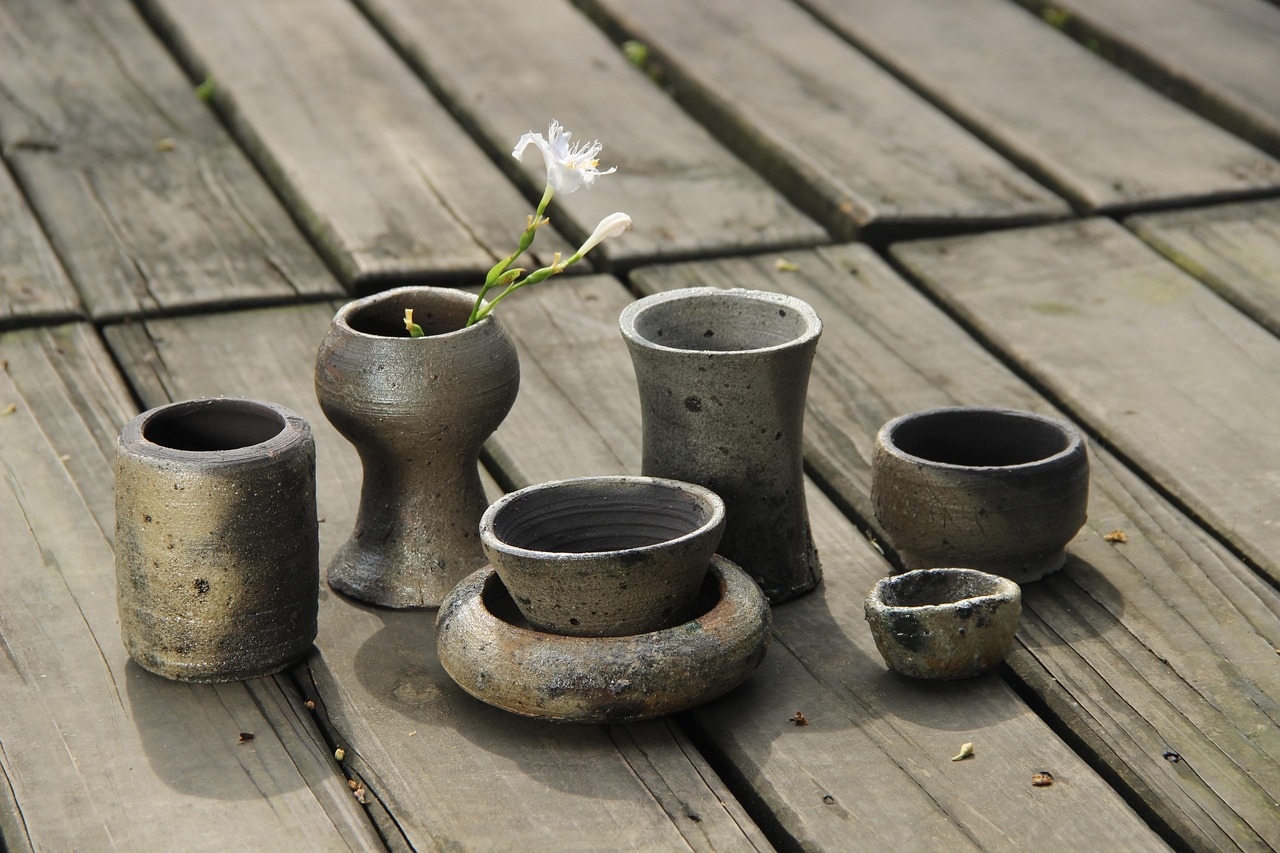 earthenware pot